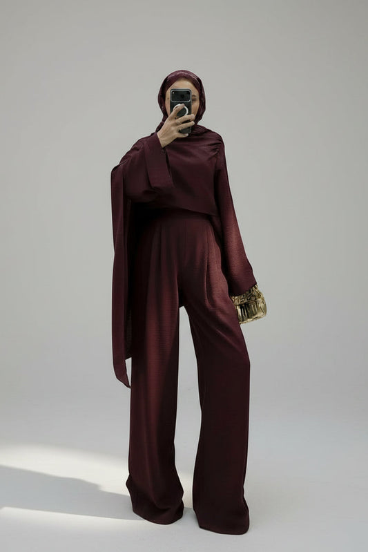 Bold Elegance in Deep Burgundy